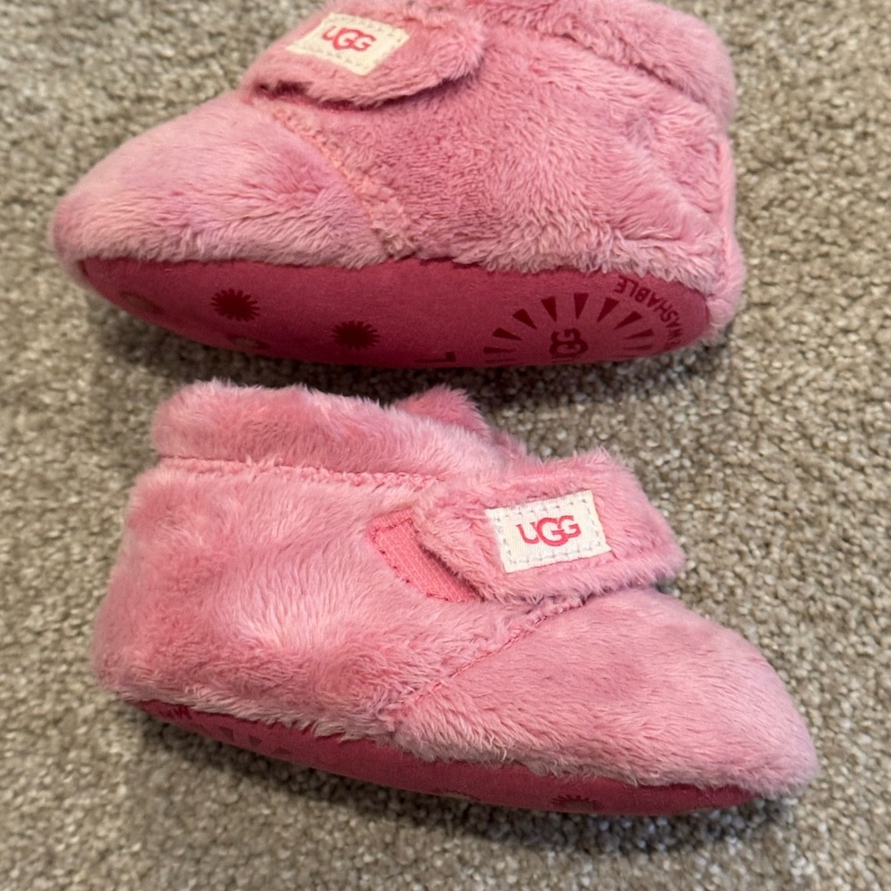 UGG Pink Slippers with Plush Material and Boot-like Shape
